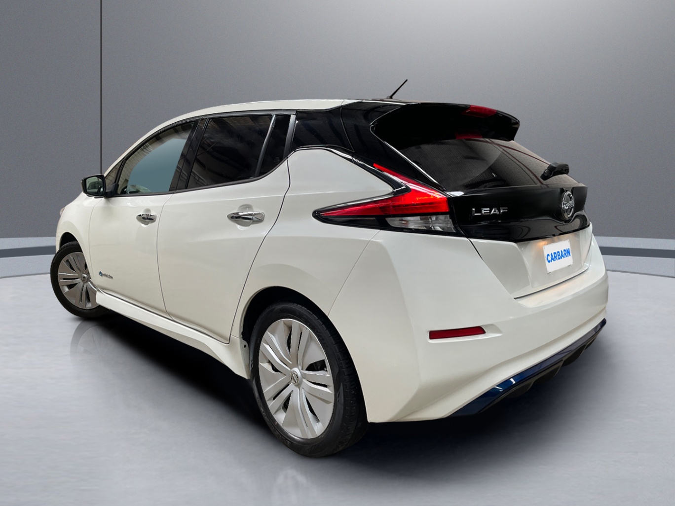 2018 Nissan Leaf Electric Hatchback ZE1, EM57 vehicle photo photo 4