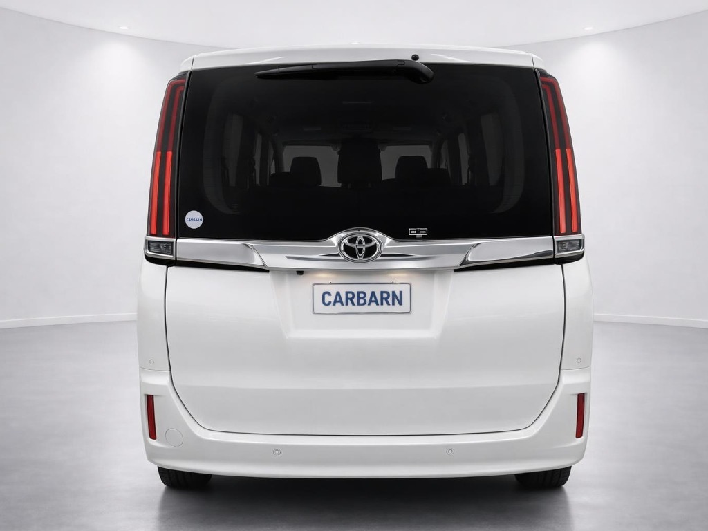 2021 Toyota Noah X rear exterior photo 2