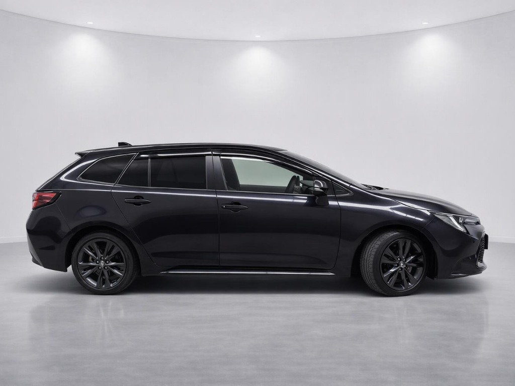 2022 Toyota Corolla Touring Hybrid WXB side exterior photo 2
