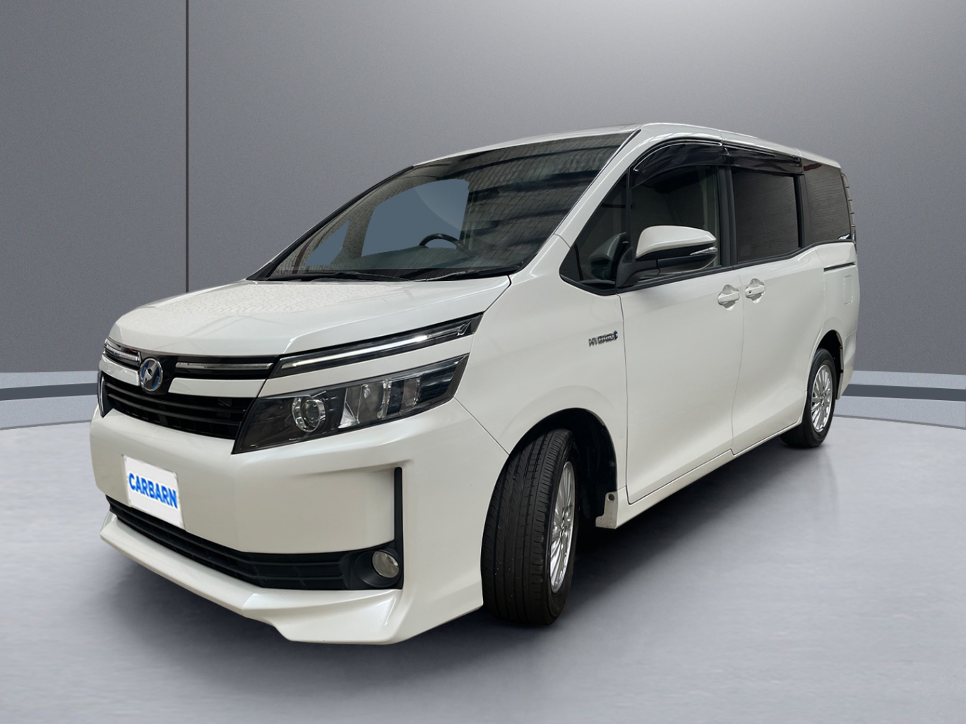 2015 Toyota Voxy Hybrid V vehicle photo photo 2