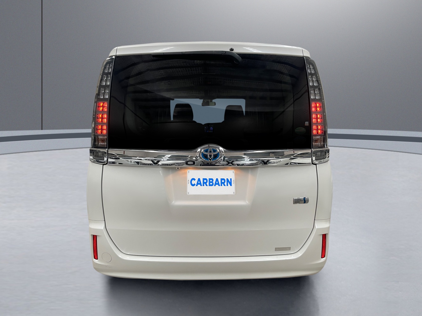 2015 Toyota Voxy Hybrid V vehicle photo photo 5