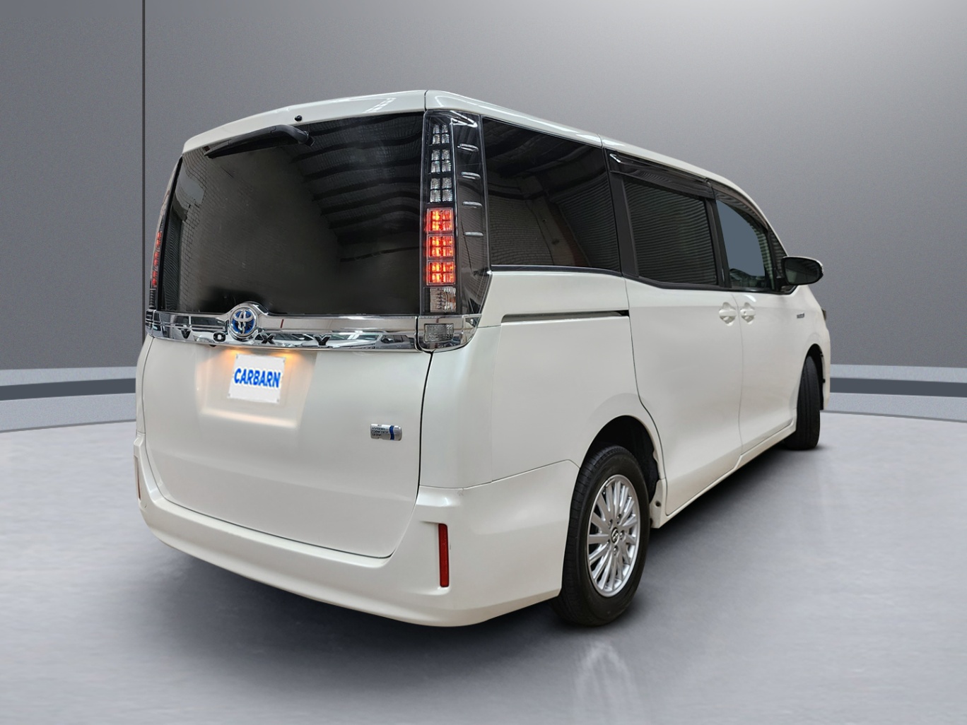 2015 Toyota Voxy Hybrid V vehicle photo photo 6