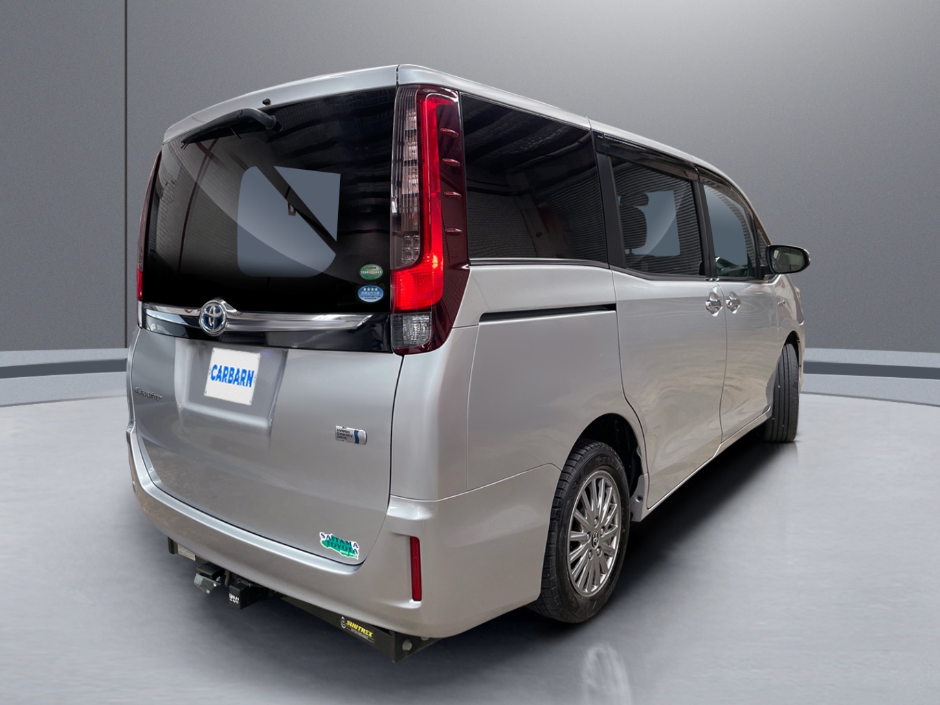 2015 Toyota Esquire Hybrid XI vehicle photo photo 6