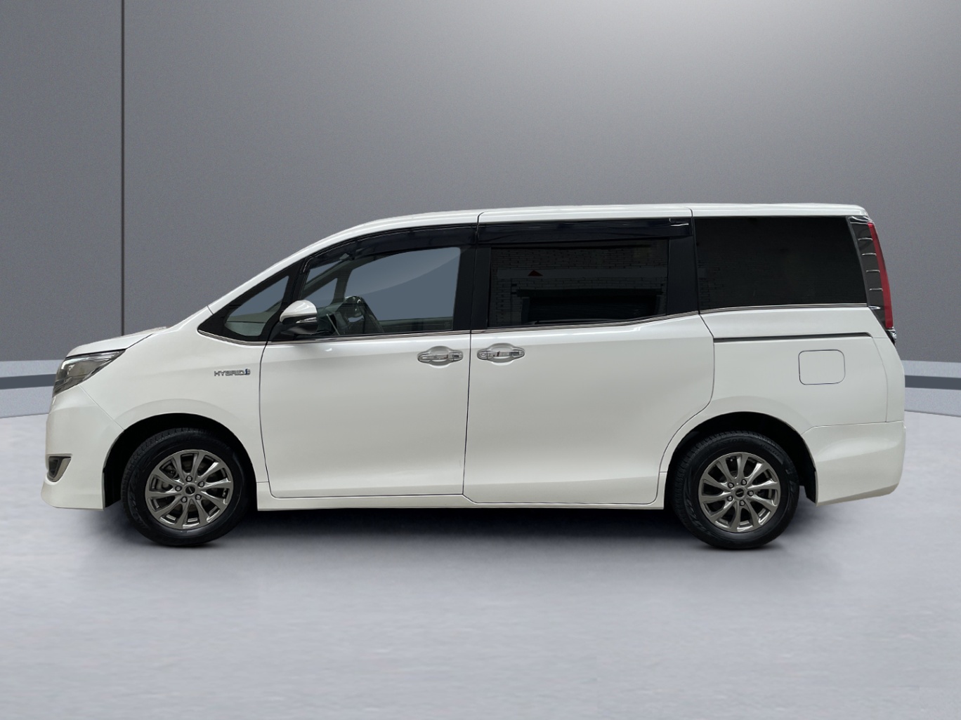 2019 Toyota Esquire Hybrid G vehicle photo photo 3