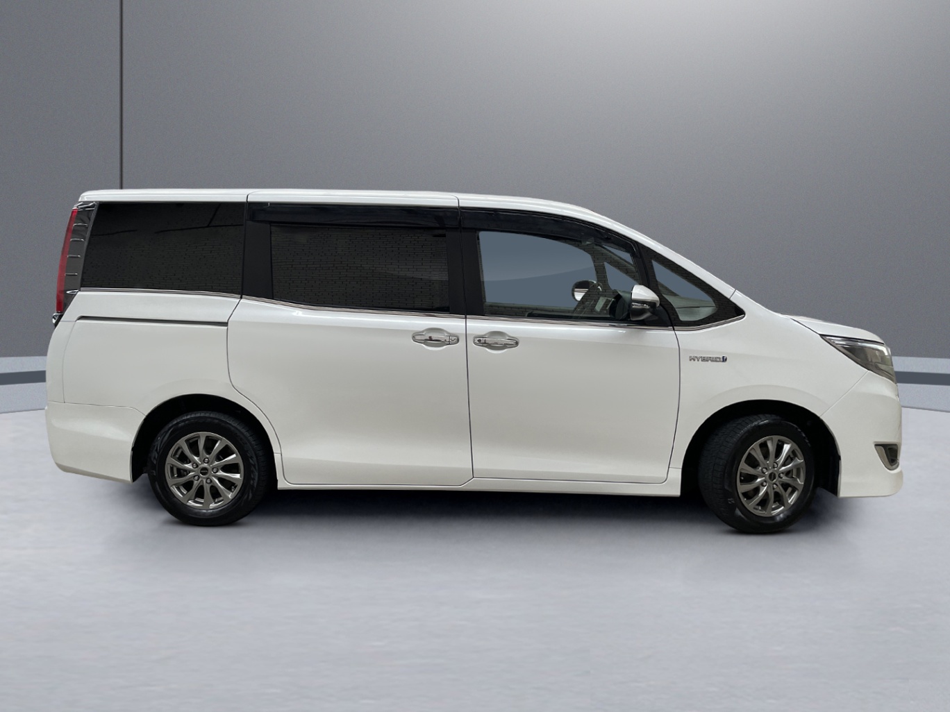 2019 Toyota Esquire Hybrid G vehicle photo photo 7