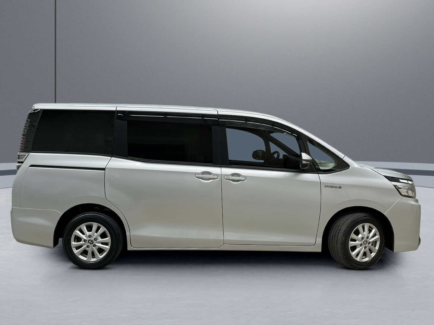 2020 Toyota Voxy Hybrid X vehicle photo photo 7