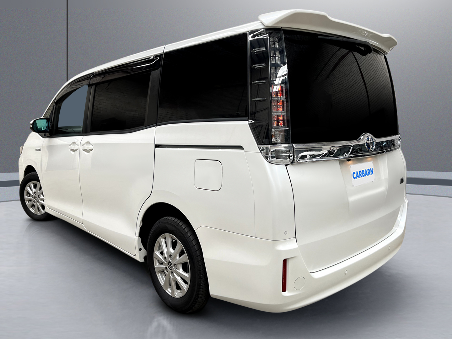 2020 Toyota Voxy V vehicle photo photo 3