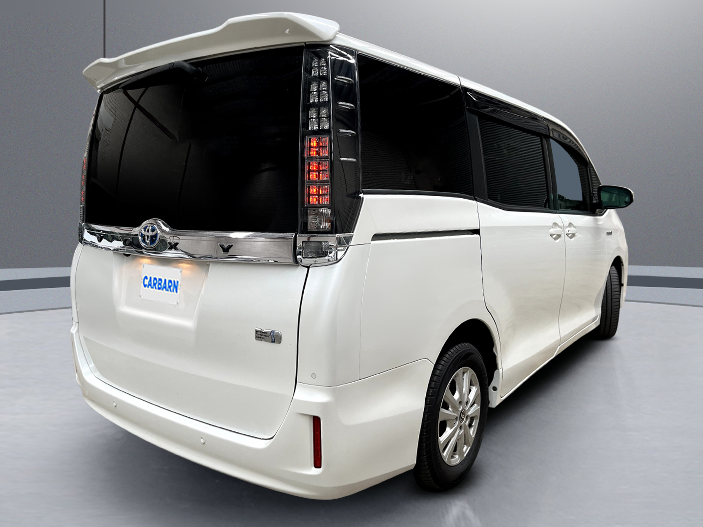 2020 Toyota Voxy V vehicle photo photo 6