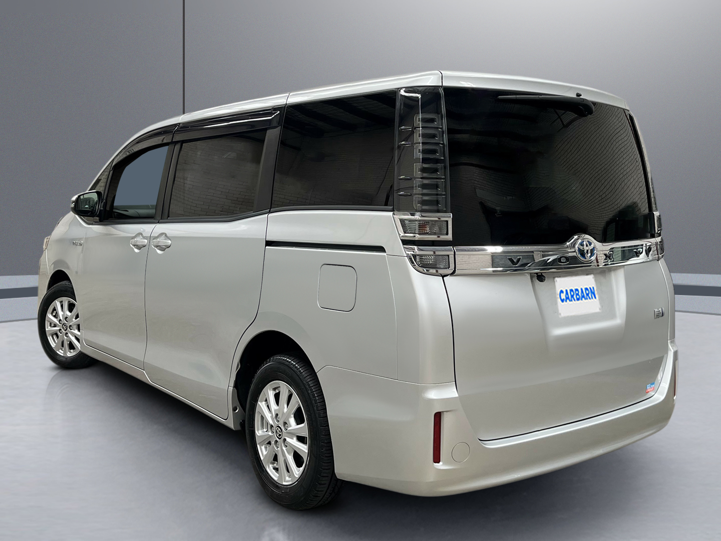 2020 Toyota Voxy X vehicle photo photo 4