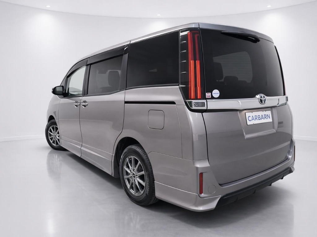 2020 Toyota Noah Hybrid X rear exterior