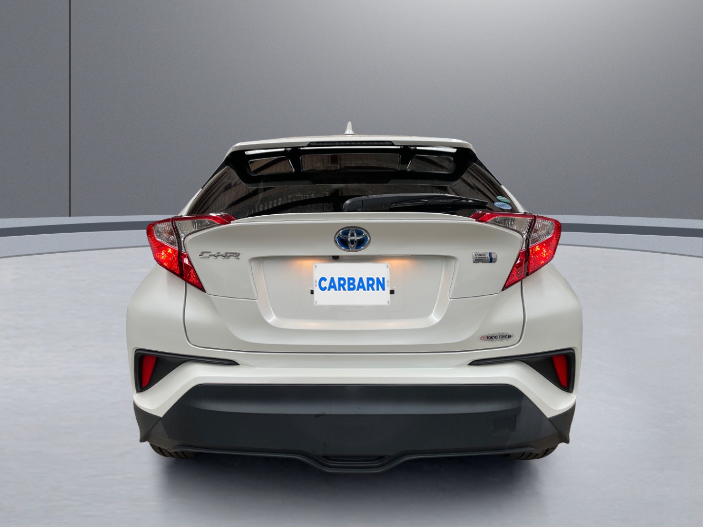 2018 Toyota C-HR S vehicle photo photo 4