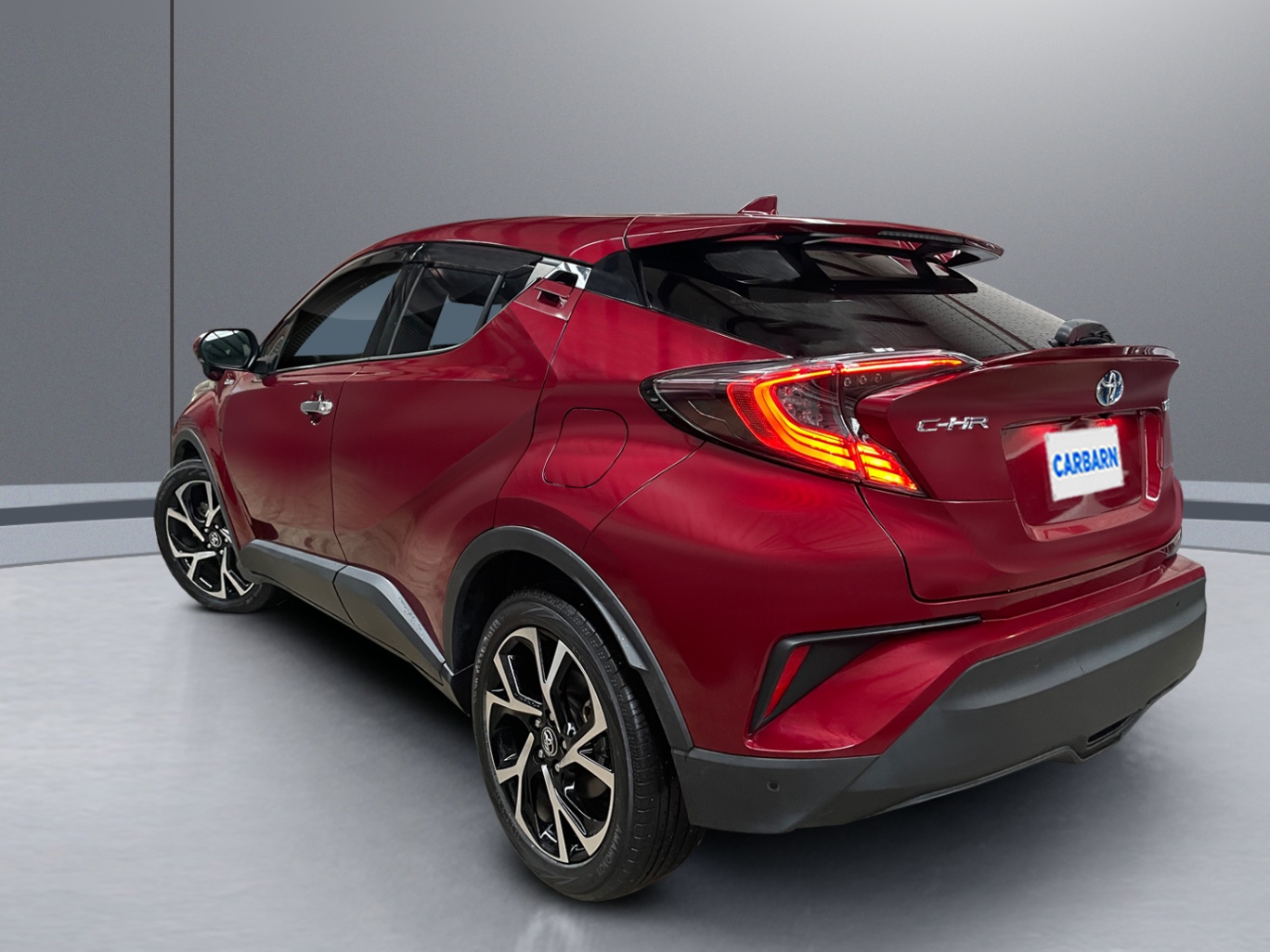2018 Toyota C-HR G vehicle photo photo 4