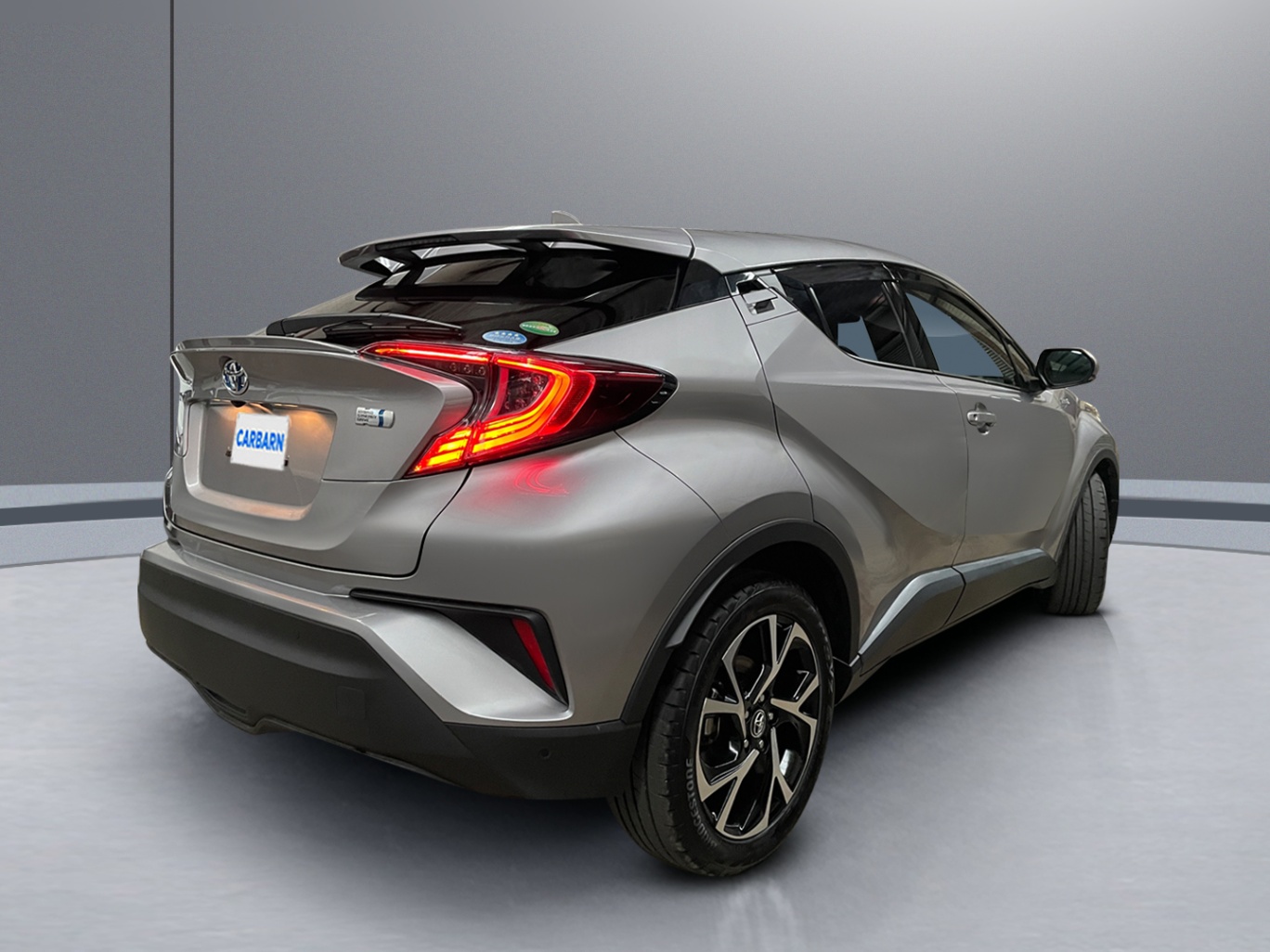 2018 Toyota C-HR G vehicle photo photo 6