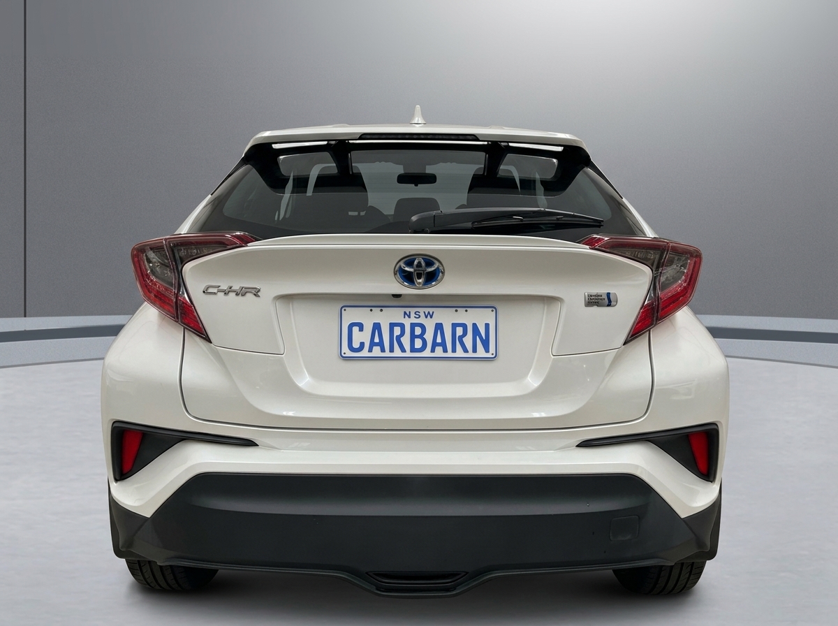 2018 Toyota C-HR S vehicle photo photo 5