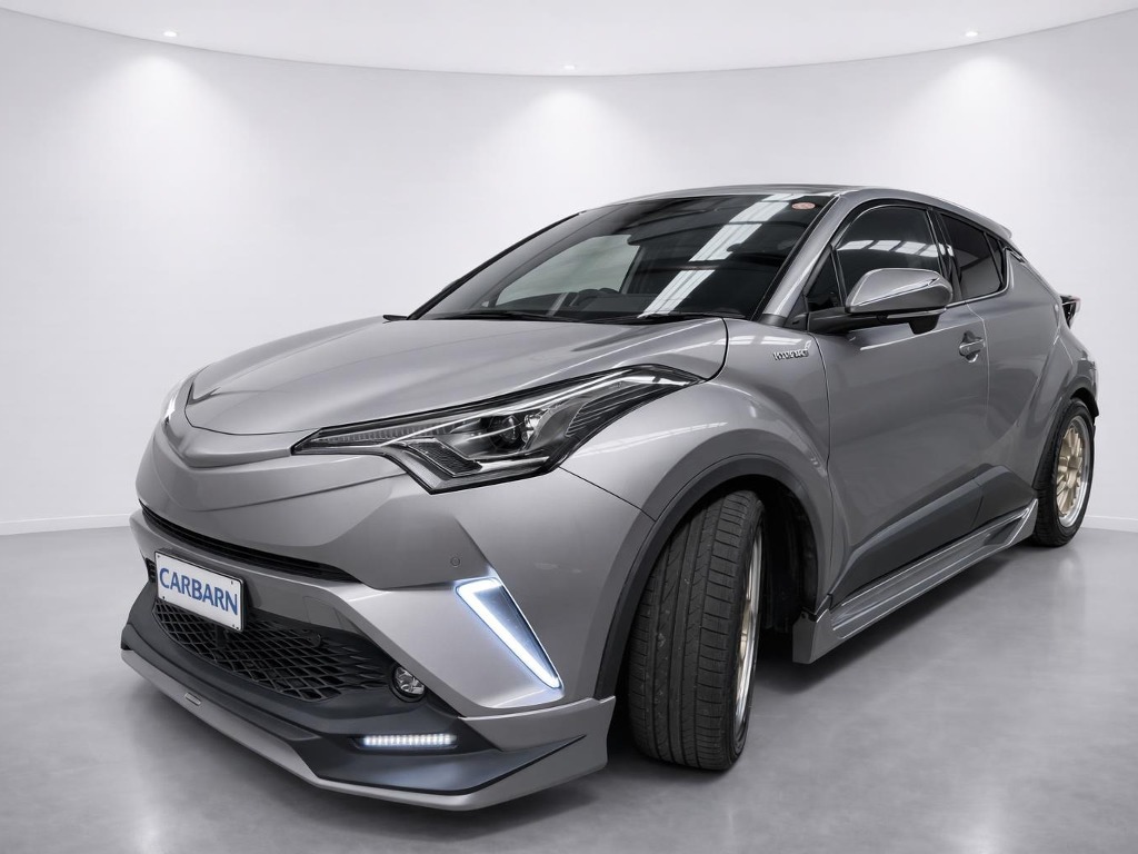 2019 Toyota C-HR G vehicle photo photo 2