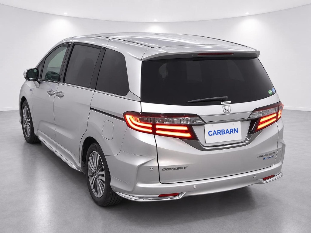 2020 Honda Odyssey Hybrid Absolute EX (Honda Sensing) rear exterior