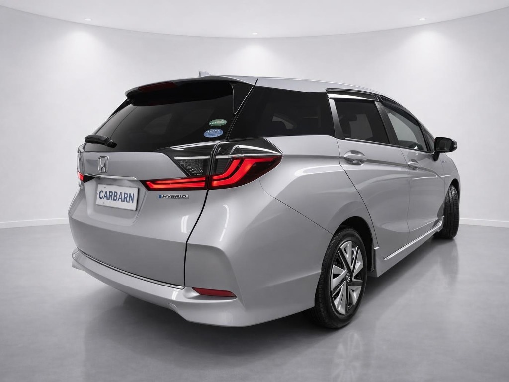 2019 Honda Shuttle Hybrid Honda Sensing rear exterior photo 3