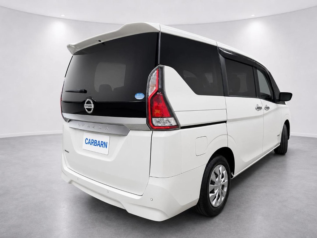 2021 Nissan Serena XV rear exterior photo 3