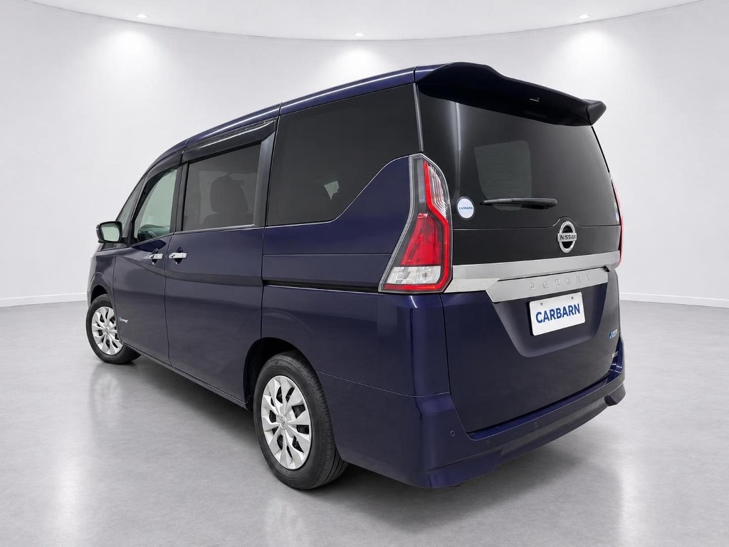 2017 Nissan Serena XV Selection rear exterior