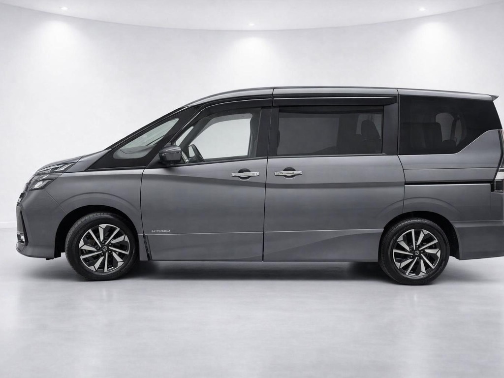2021 Nissan Serena Highway Star V side exterior