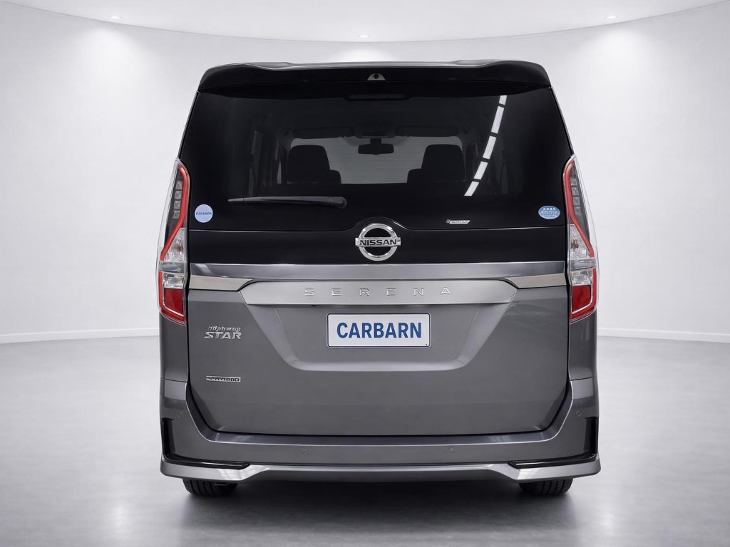 2021 Nissan Serena Highway Star V rear exterior photo 2