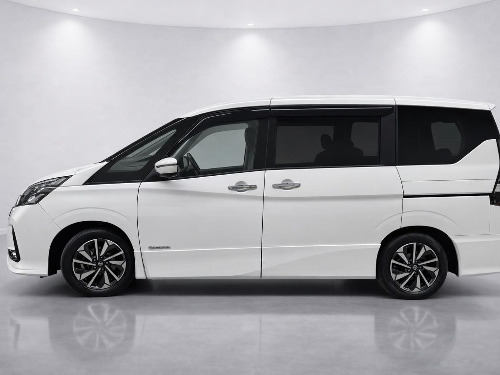 2021 Nissan Serena Highway Star V side exterior