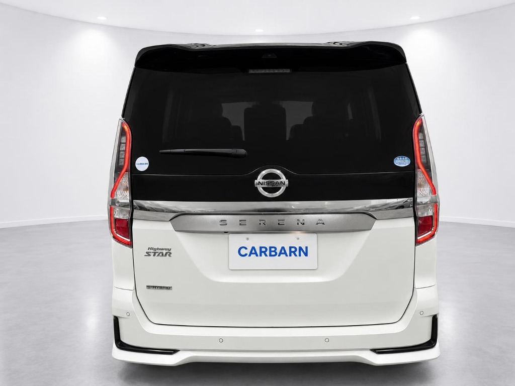 2021 Nissan Serena Highway Star V rear exterior photo 2