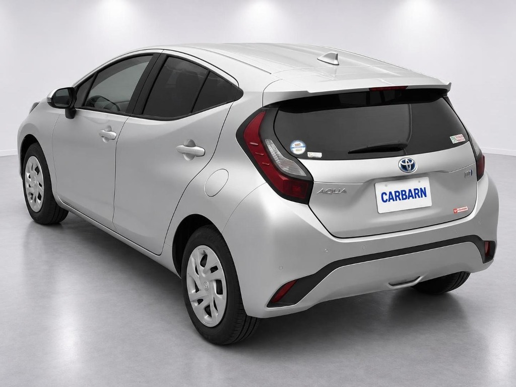2022 Toyota Aqua X Hybrid rear exterior