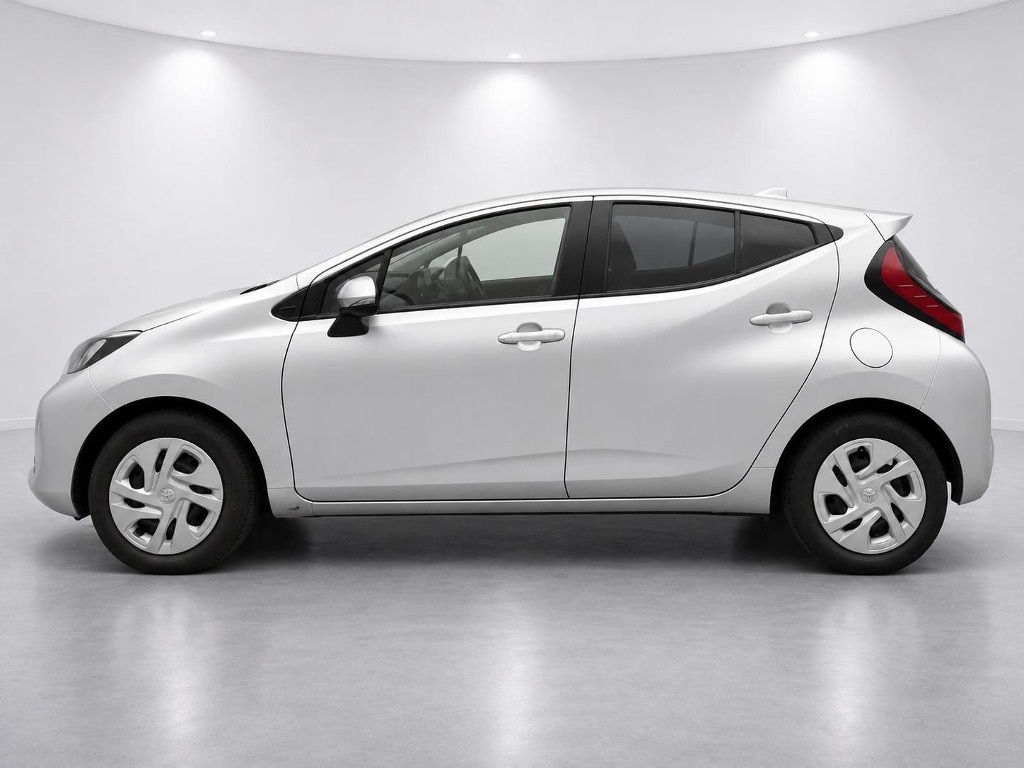 2022 Toyota Aqua X Hybrid side exterior photo 2