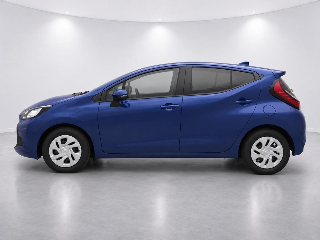 2022 Toyota Aqua X Hybrid side exterior photo 2
