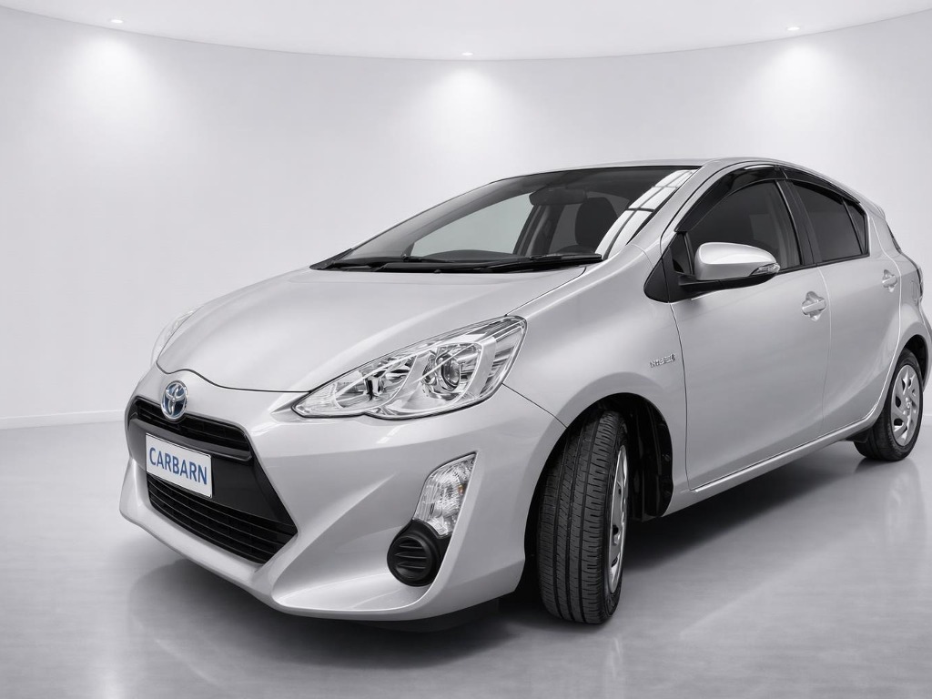 2016 Toyota Aqua S Welcab front exterior at Carbarn Lidcombe photo 2