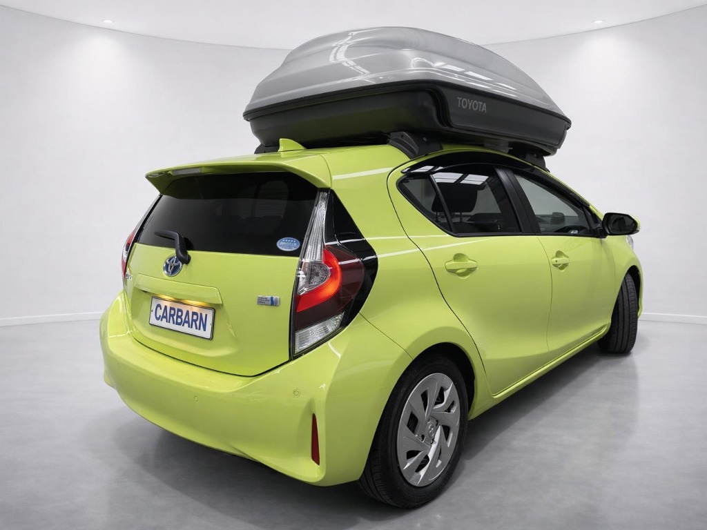 2021 Toyota Aqua S Hybrid side exterior photo 2