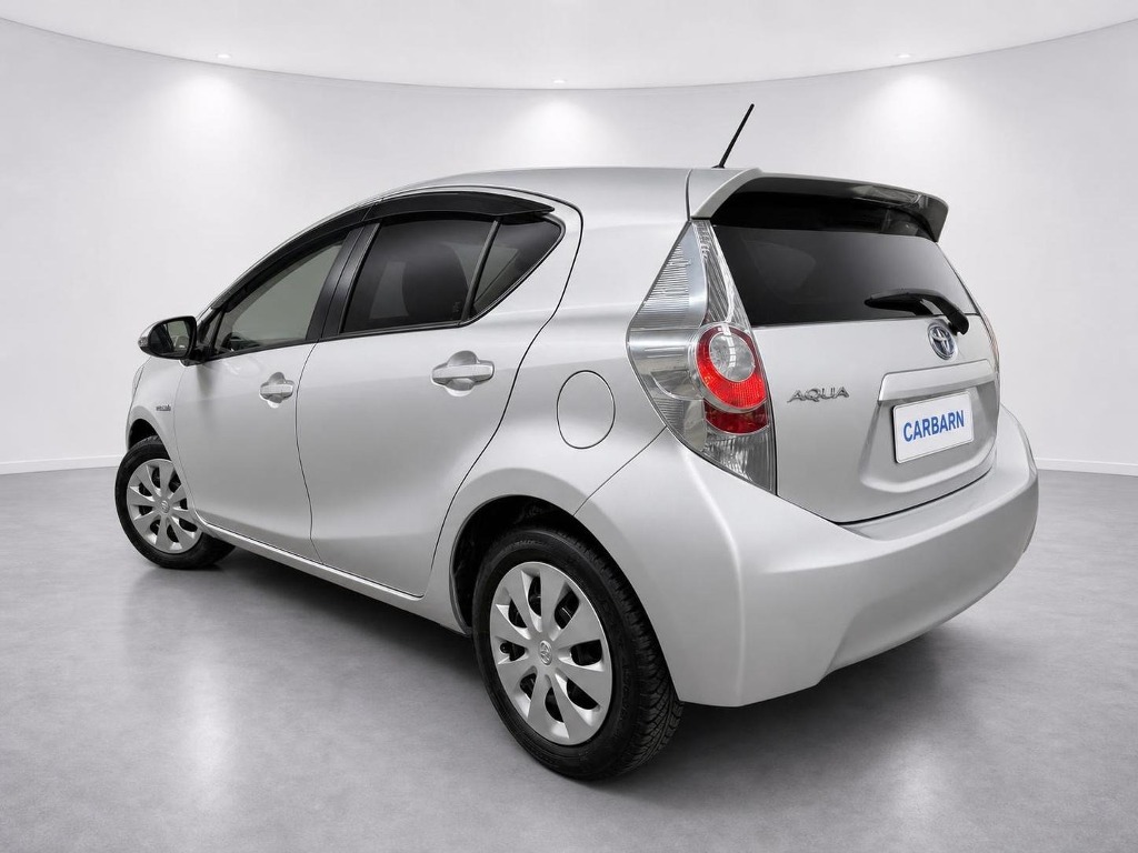 2014 Toyota Aqua G Hybrid rear exterior
