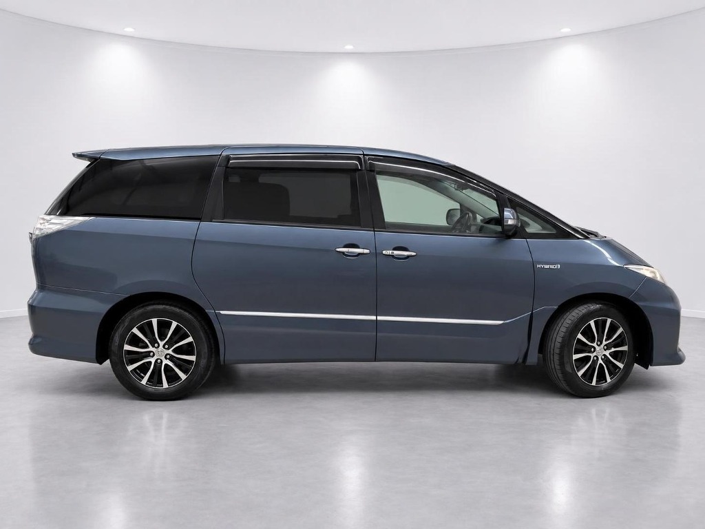 2014 Toyota Estima Hybrid Aeras 4WD side exterior photo 2