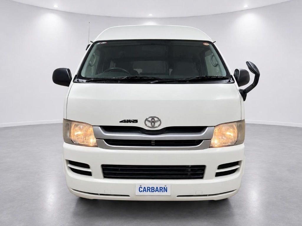 2008 Toyota Hiace 4WD front exterior at Carbarn Lidcombe photo 3