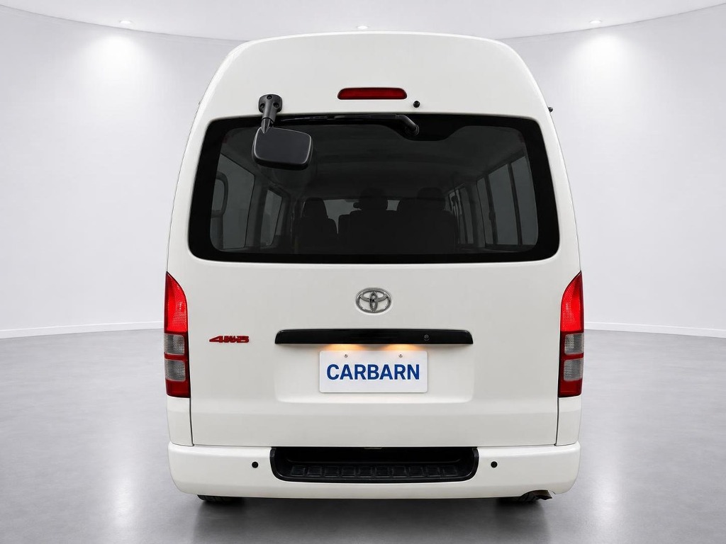 2010 Toyota Hiace DX 4WD Welcab rear exterior photo 2