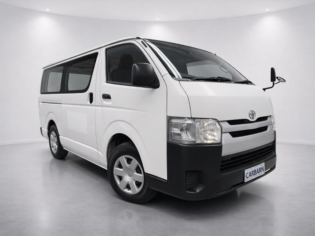 2020 TOYOTA Hiace 2WD
