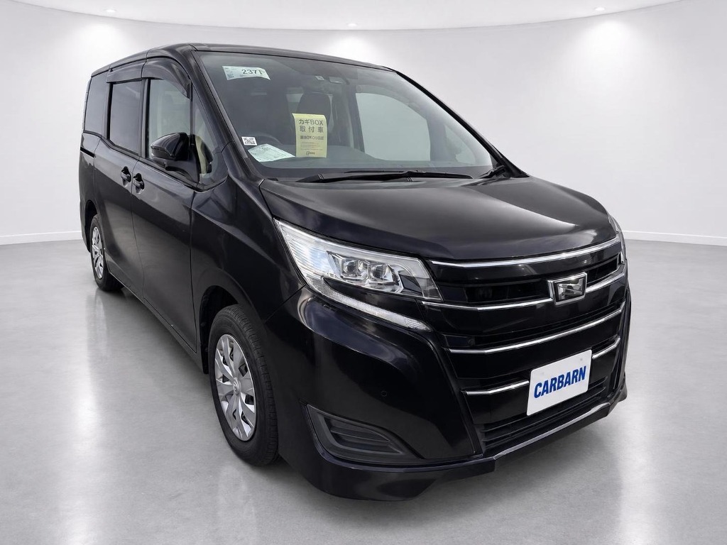 2019 Toyota Noah X Welcab front exterior at Carbarn Lidcombe photo 2