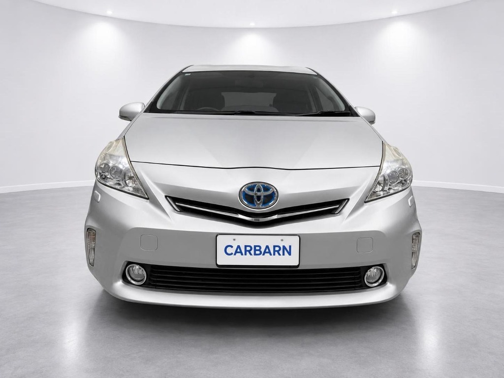 2014 Toyota Prius Alpha S Hybrid front exterior at Carbarn Lidcombe photo 3