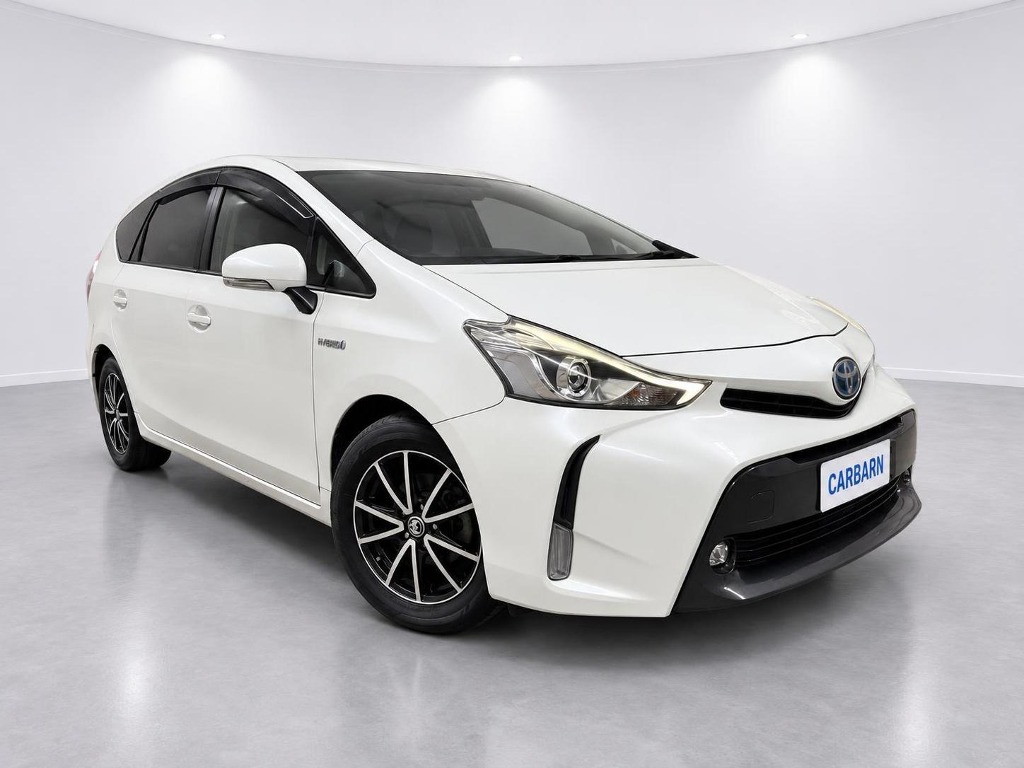 2016 TOYOTA Prius Alpha S Hybrid