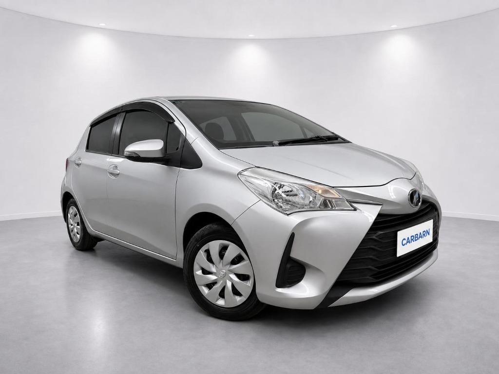 2018 TOYOTA Vitz F