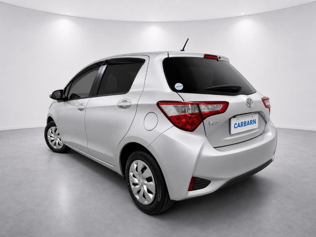 2018 Toyota Vitz F rear exterior