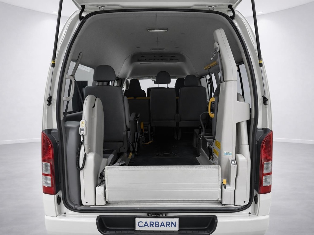 2008 Toyota Hiace 4WD rear exterior photo 6