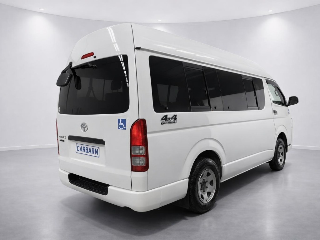 2008 Toyota Hiace 4WD rear exterior photo 3